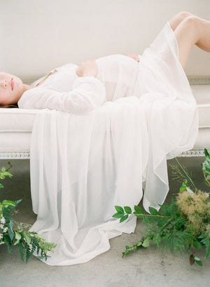 White Poet Sleeve Robe